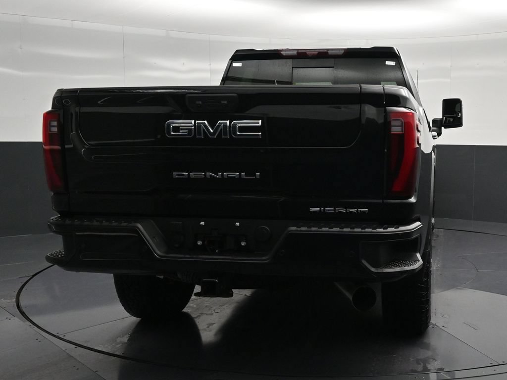 Used 2025 GMC Sierra 2500 Denali Ultimate AWD/4WD image 2
