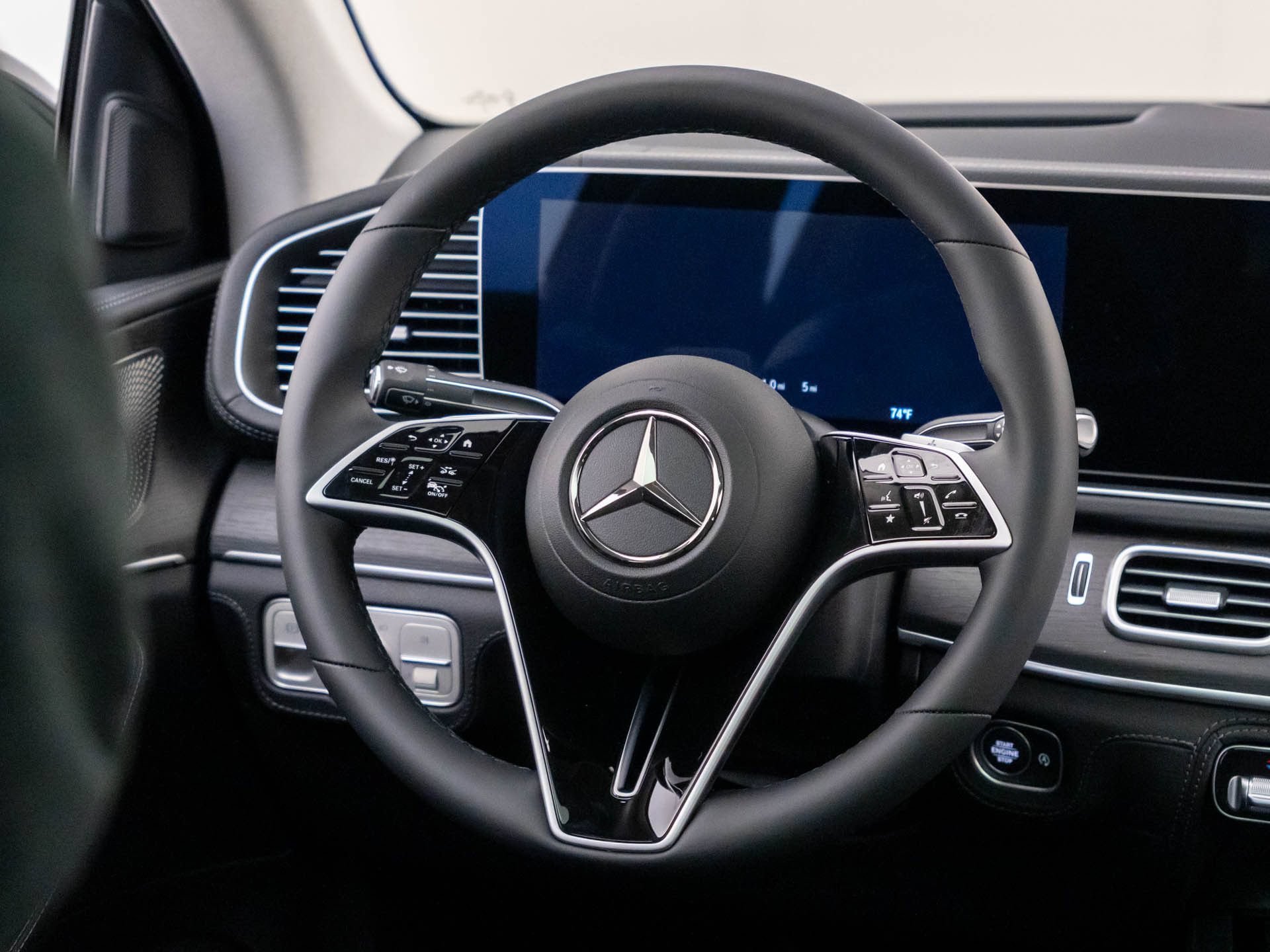 New 2026 Mercedes-Benz GLE 450 4MATIC Coupe image 11