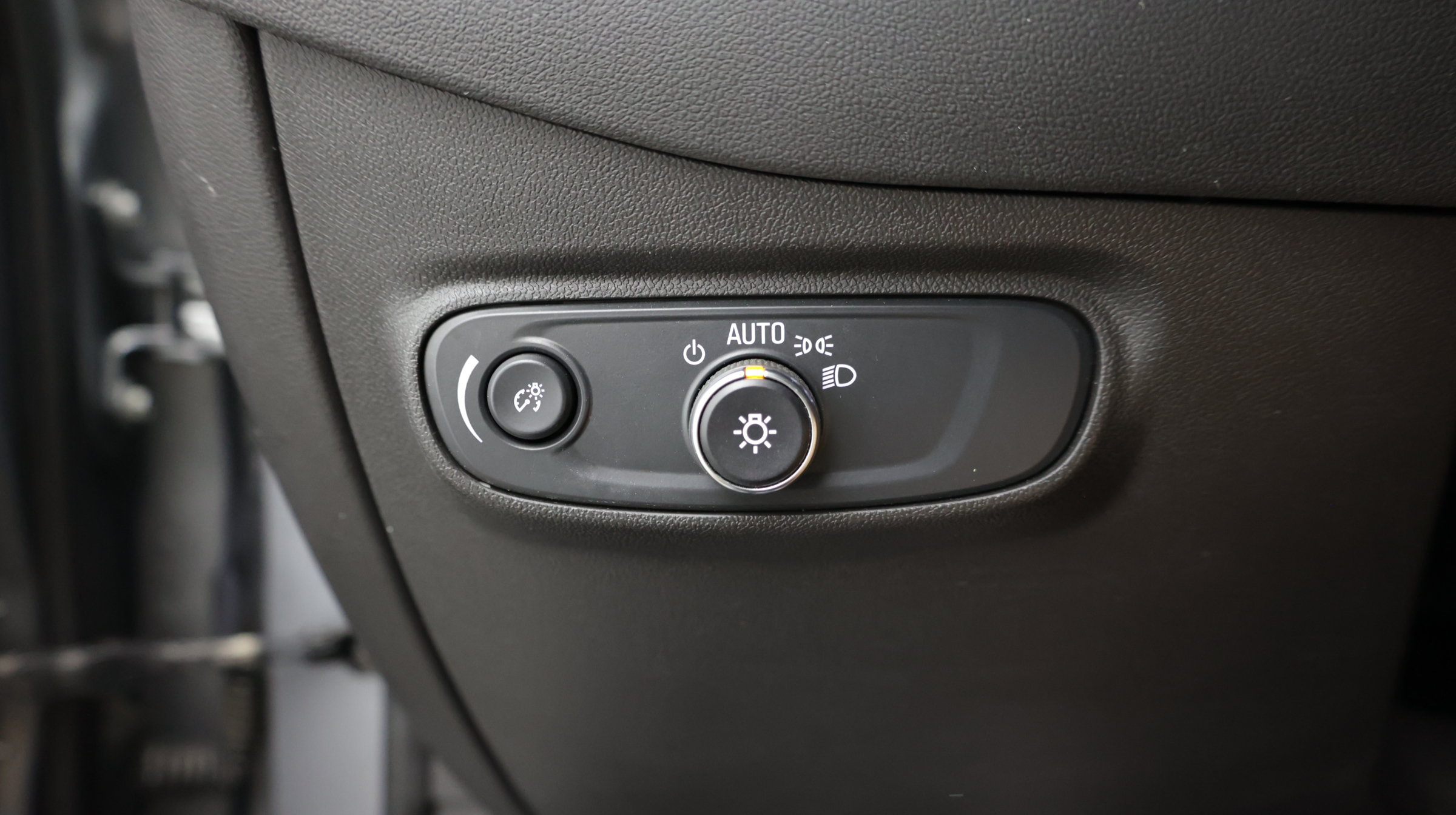 Used 2024 Chevrolet Equinox LT AWD/4WD image 18