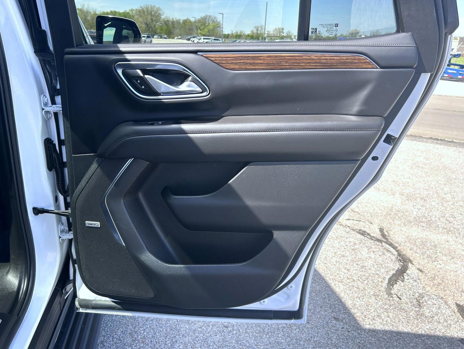 Used 2024 Chevrolet Tahoe High Country AWD/4WD image 18