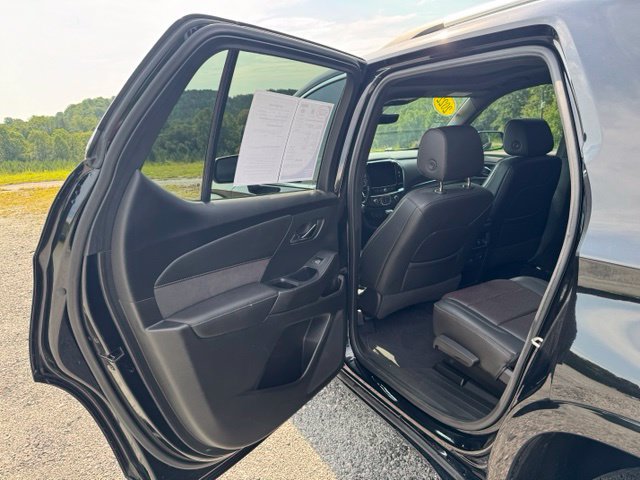 Used 2022 Chevrolet Traverse High Country AWD/4WD image 18