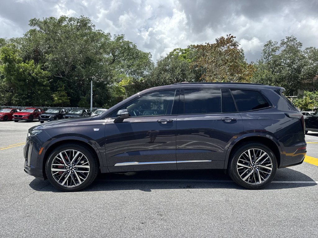 Used 2024 Cadillac XT6 Sport w/ Platinum Package AWD/4WD image 27