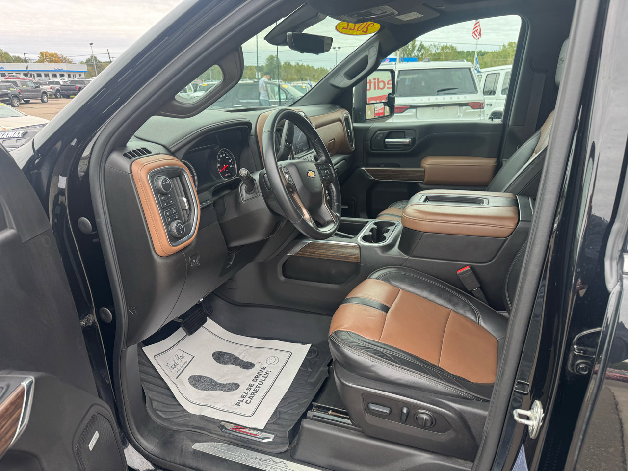 Used 2022 Chevrolet Silverado 3500 High Country w/ Z71 Off-Road Package image 10