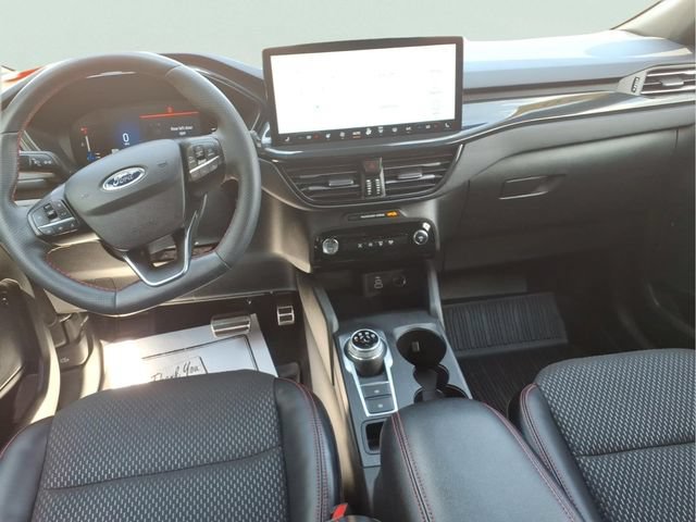 Certified 2024 Ford Escape ST-Line w/ Tech Pack #1 AWD/4WD image 10