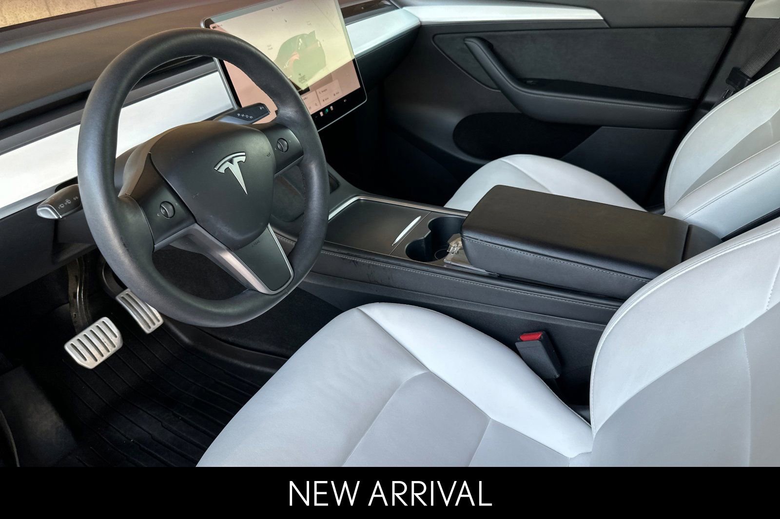 Used 2022 Tesla Model Y Performance image 11