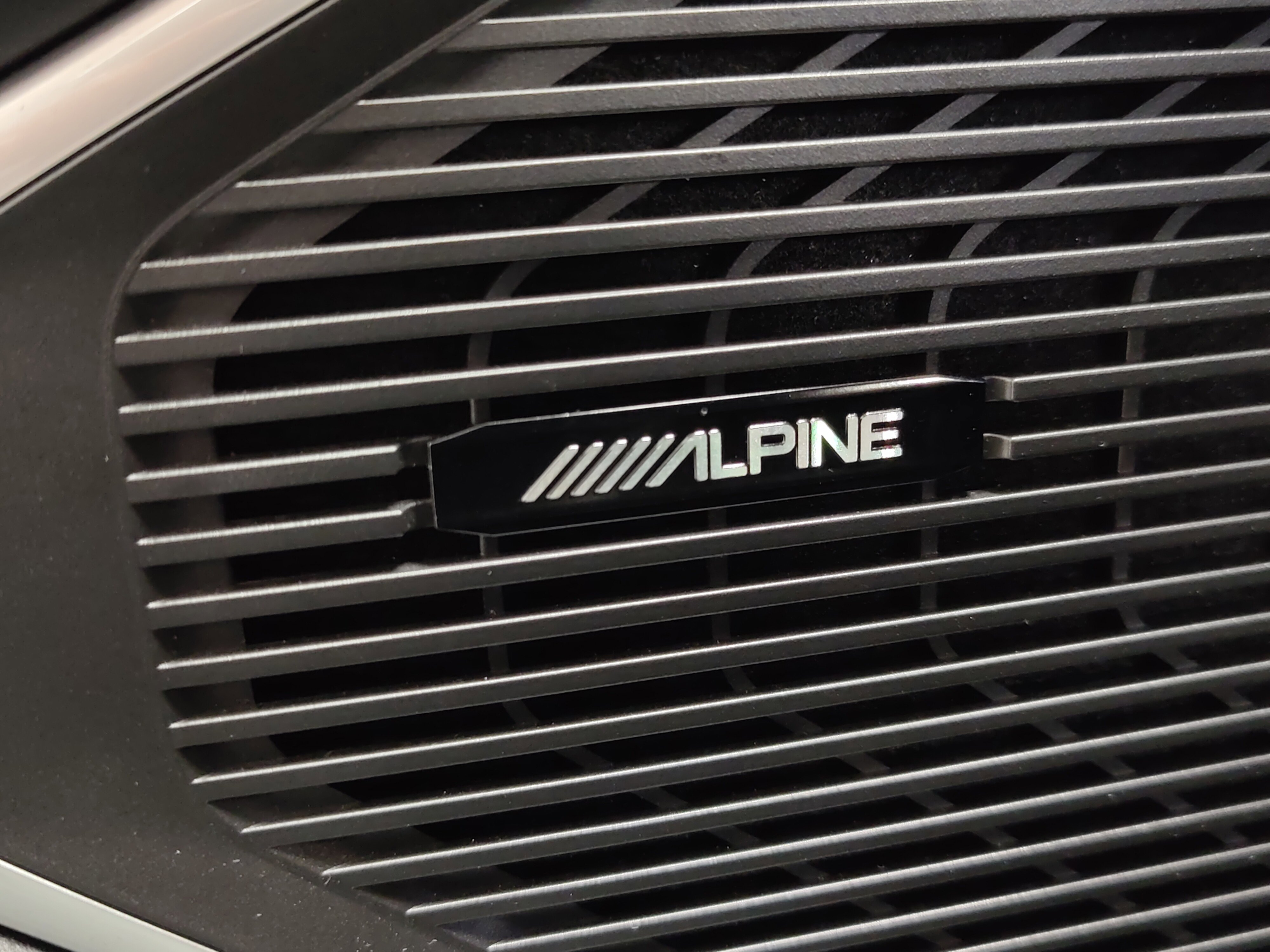 Used 2024 Jeep Wagoneer 4WD image 6