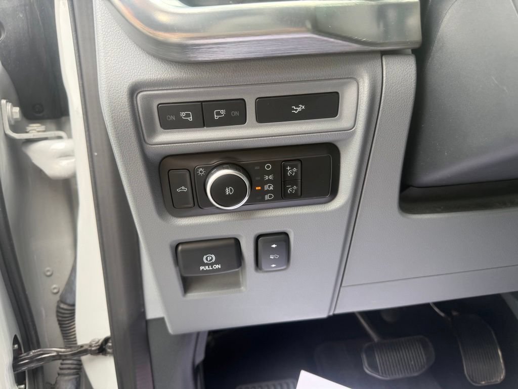 Used 2023 Ford F150 Lariat w/ Equipment Group 502A High AWD/4WD image 23