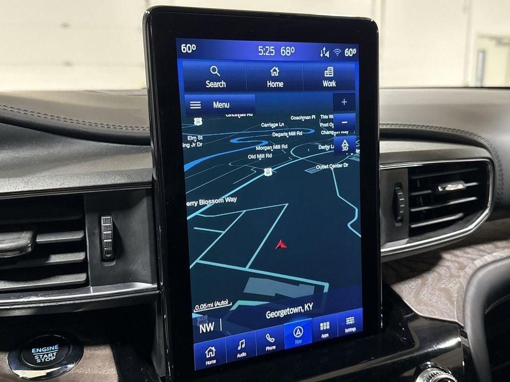 Used 2022 Ford Explorer Platinum w/ Equipment Group 601A AWD/4WD image 15