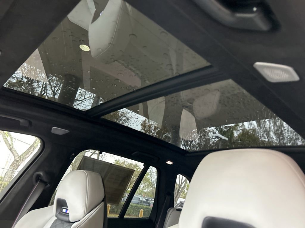 Used 2021 BMW X5 M w/ Competition Package image 18