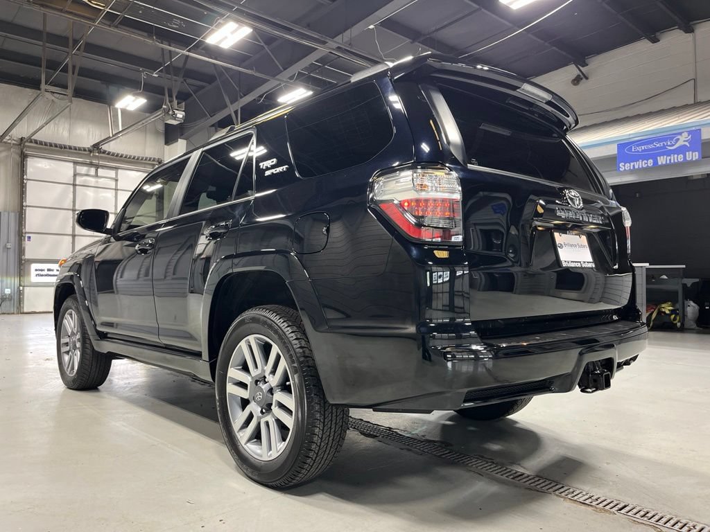 Used 2024 Toyota 4Runner TRD Sport AWD/4WD image 5