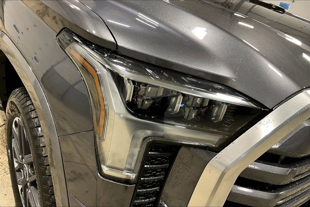 Used 2024 Toyota Tundra Limited image 31