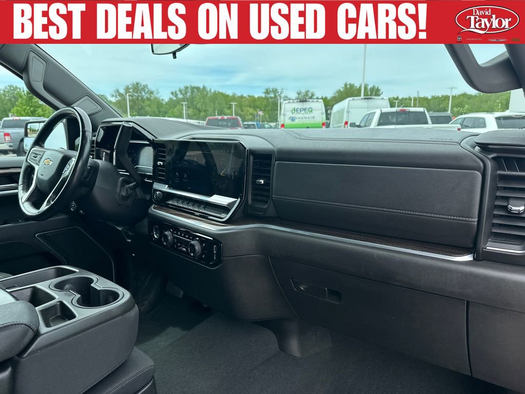 Used 2022 Chevrolet Silverado 1500 LT AWD/4WD image 28