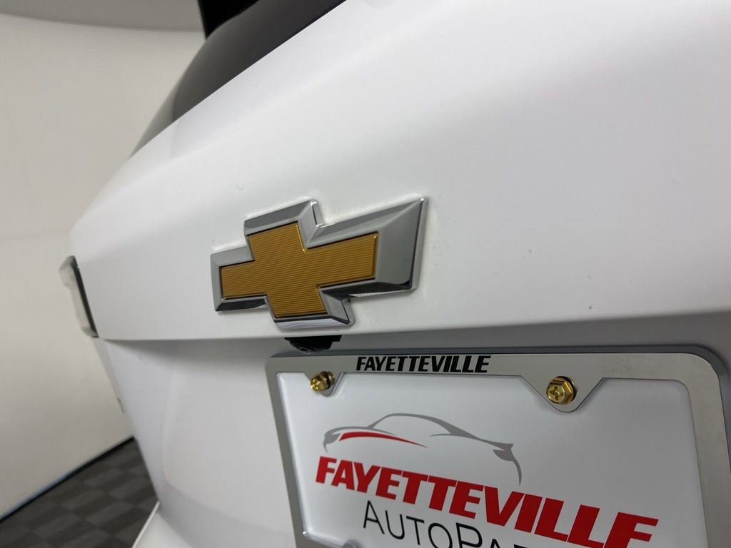 Certified 2025 Chevrolet Equinox LT FWD image 10