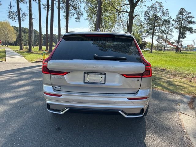 New 2026 Volvo XC60 B5 Plus w/ Protection Package Premier AWD/4WD image 7