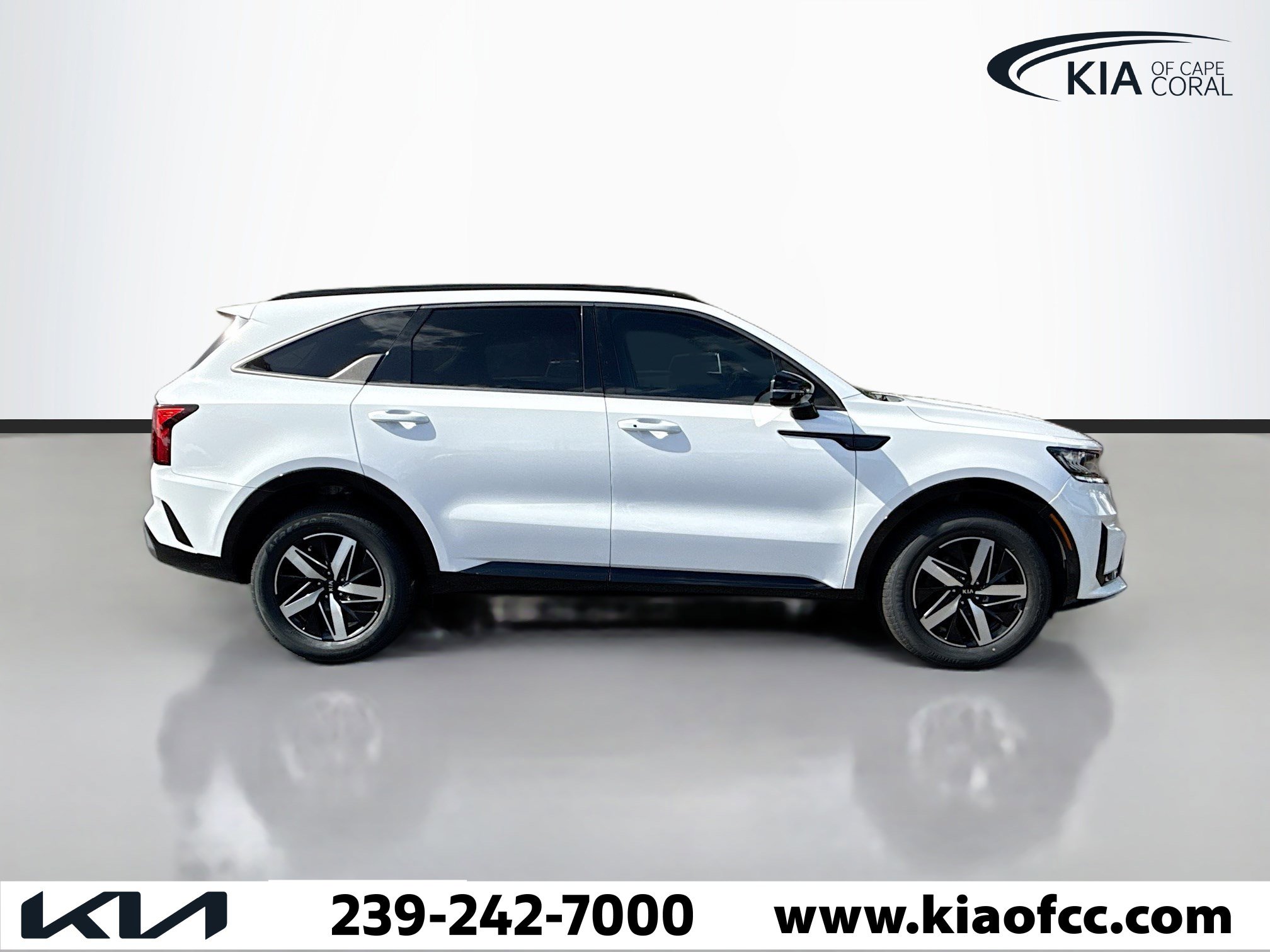Used 2021 Kia Sorento EX w/ Panoramic Sunroof Package image 7