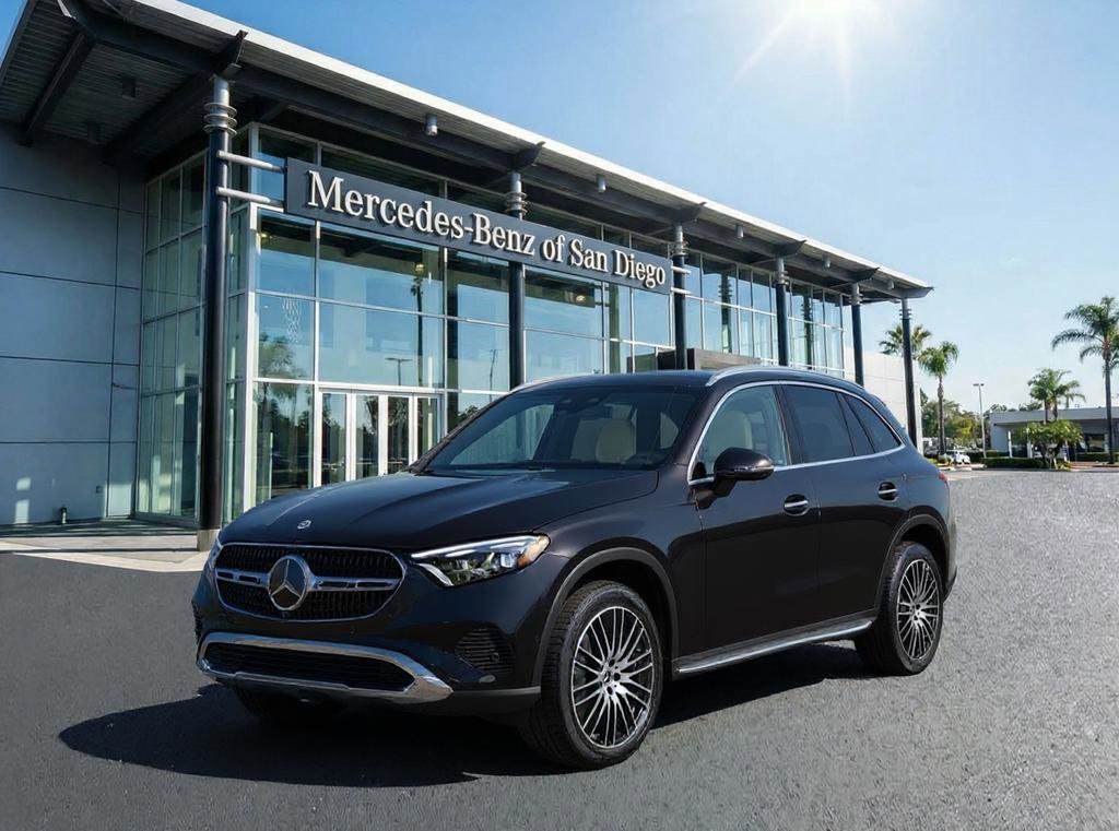 New 2026 Mercedes-Benz GLC 300 image 1