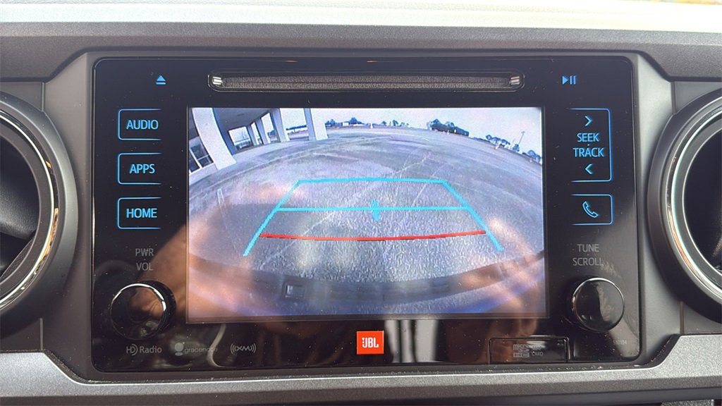 Used 2018 Toyota Tacoma TRD Sport image 26