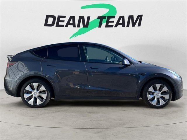 Used 2021 Tesla Model Y Long Range image 9