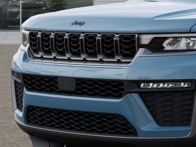 New 2026 Jeep Grand Cherokee L Limited w/ Limited Altitude Package AWD/4WD image 12