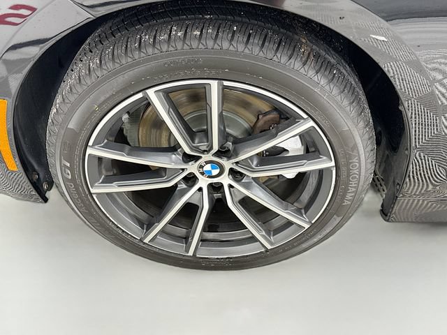 Used 2019 BMW 330i xDrive Sedan w/ Premium Package AWD/4WD image 31