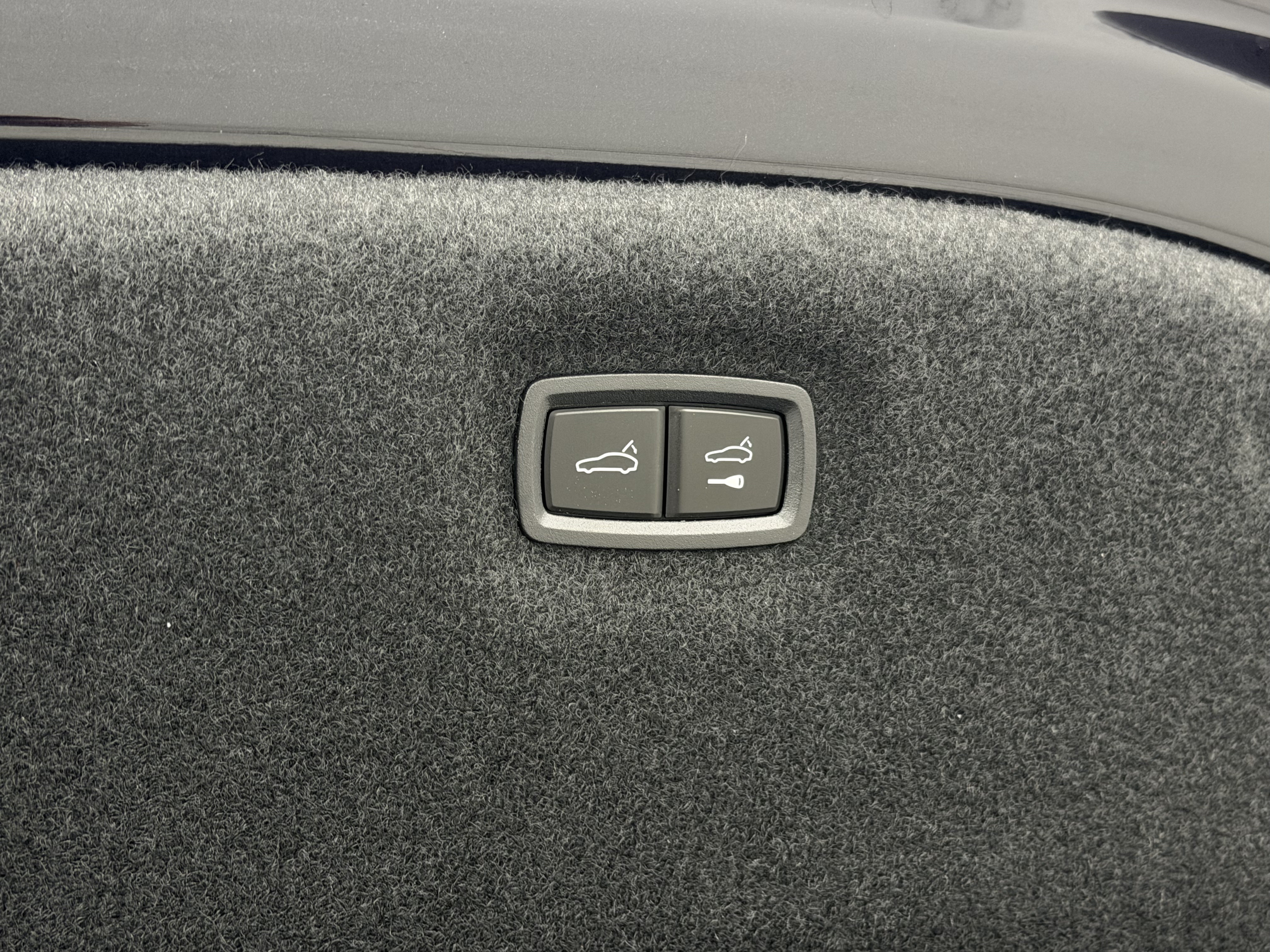 New 2026 Porsche Taycan AWD/4WD image 70