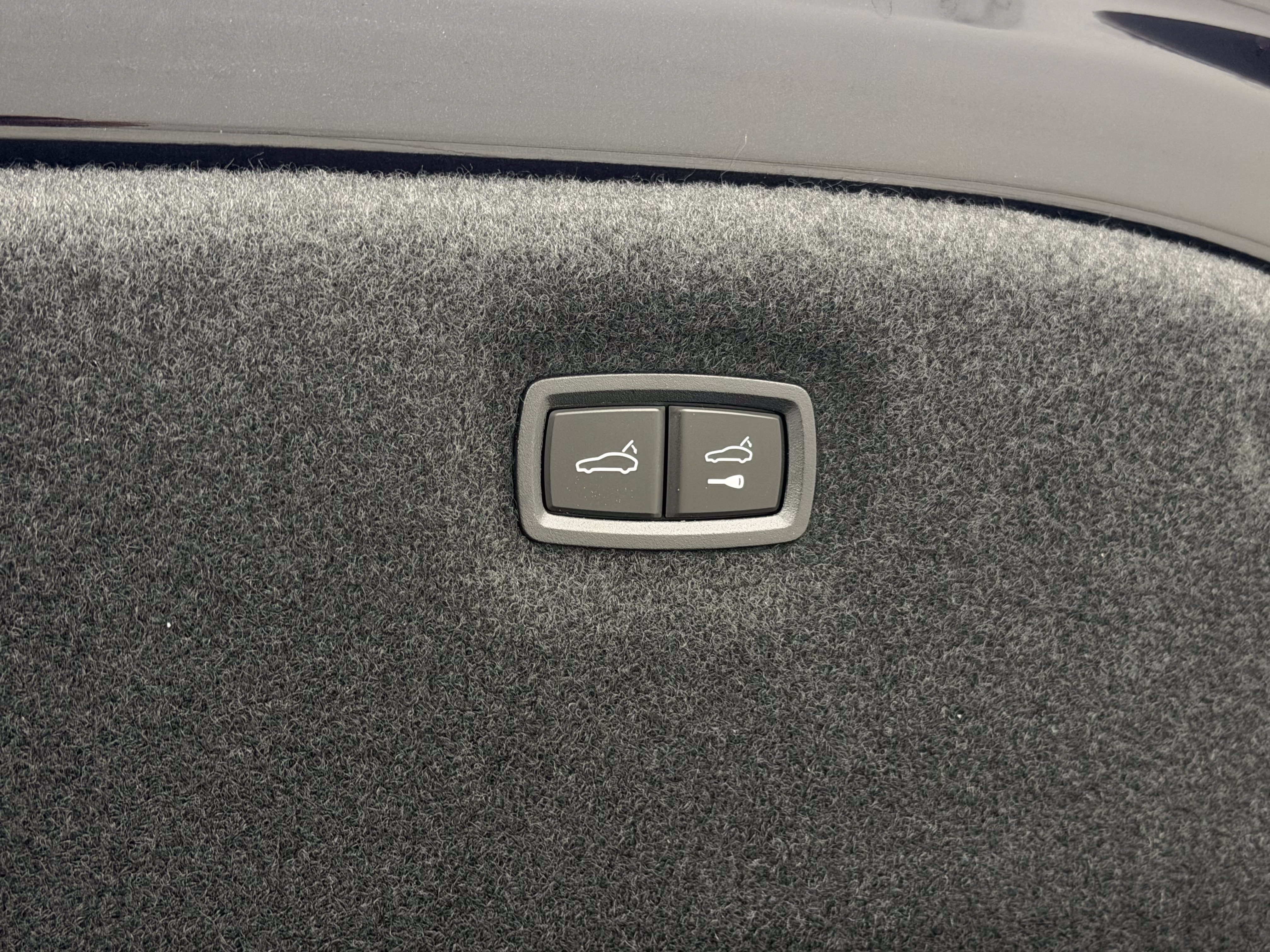 New 2026 Porsche Taycan AWD/4WD image 70