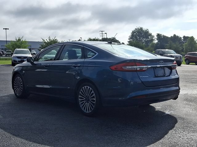 Used 2018 Ford Fusion SE w/ Fusion SE Technology Package FWD image 4