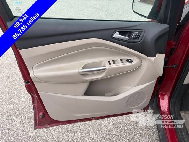 Used 2015 Ford Escape Titanium FWD image 12