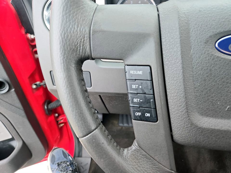 Used 2010 Ford F150 XLT image 17
