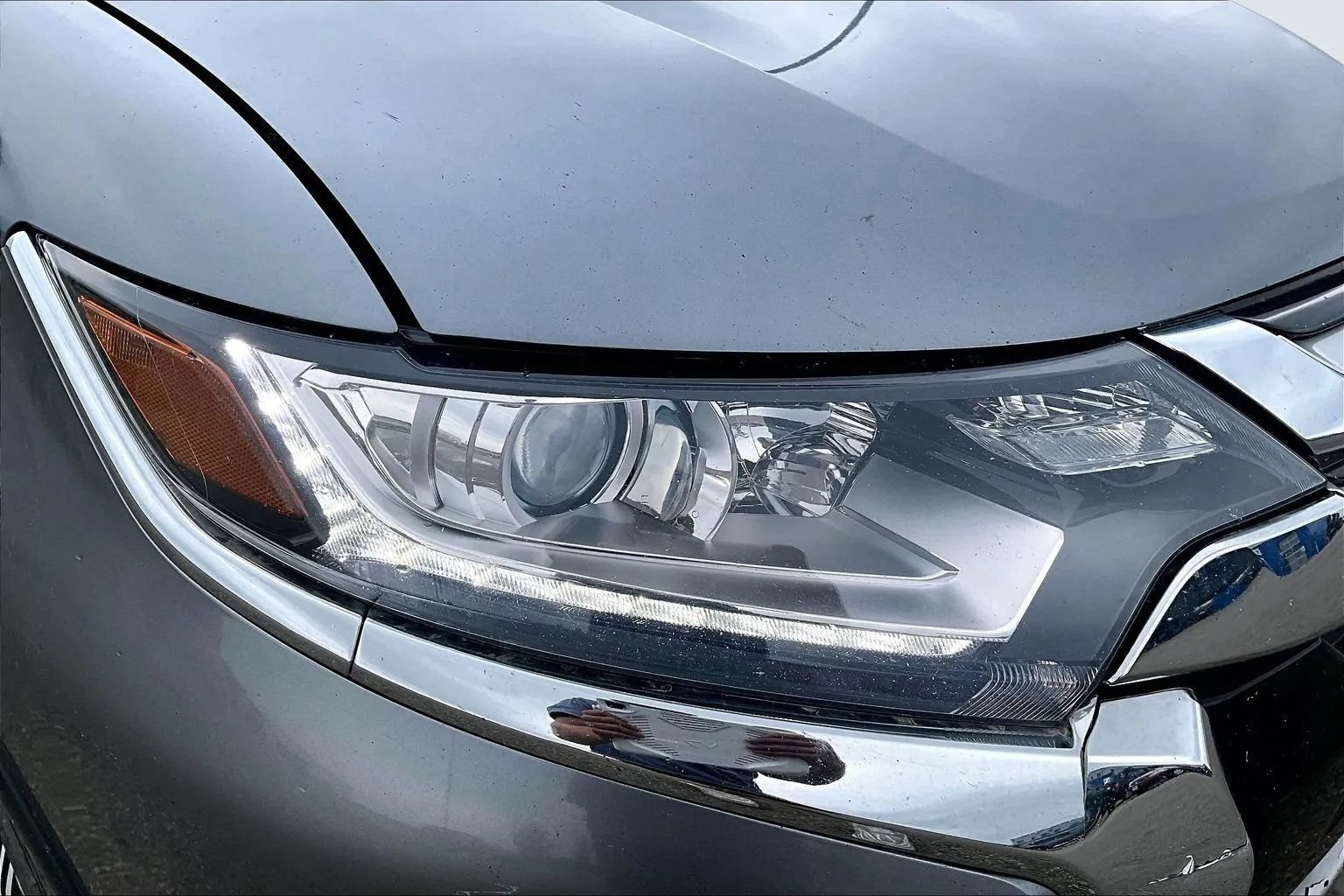 Used 2018 Mitsubishi Outlander SE AWD/4WD image 33