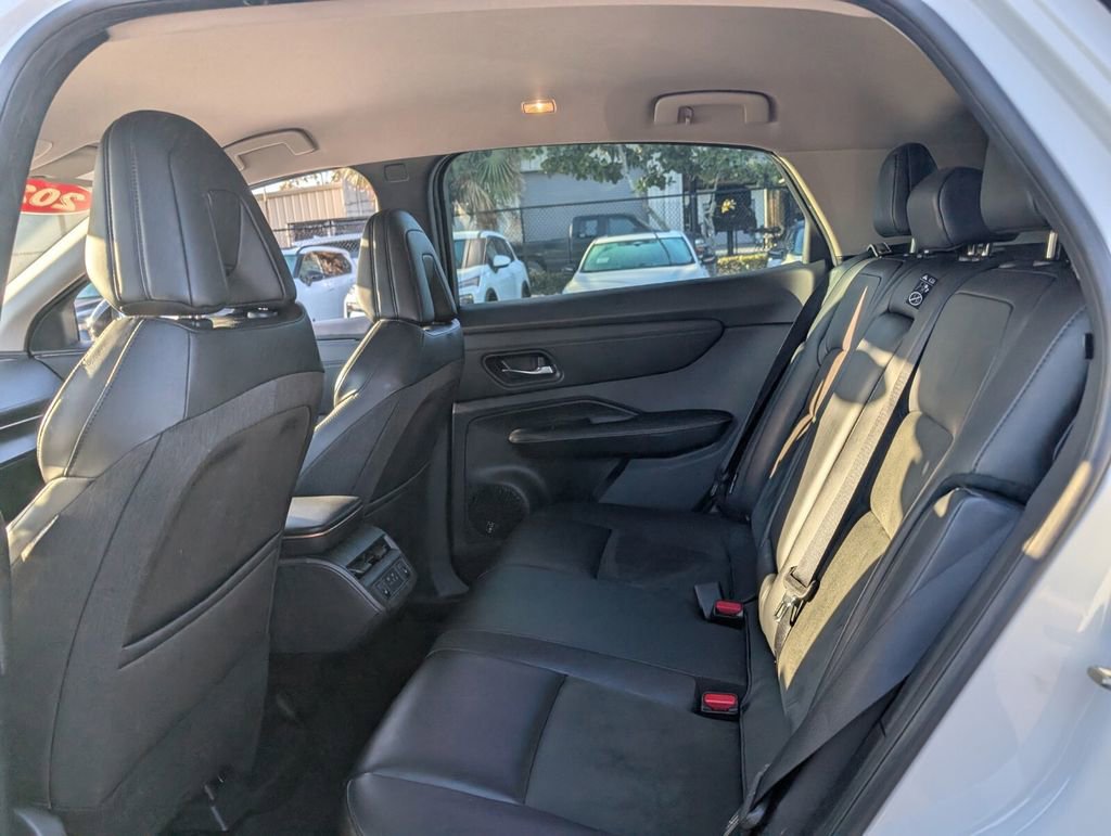 Certified 2023 Nissan Ariya AWD image 12