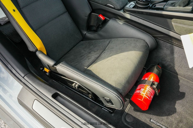 Used 2025 Porsche 911 GT3 RS image 25