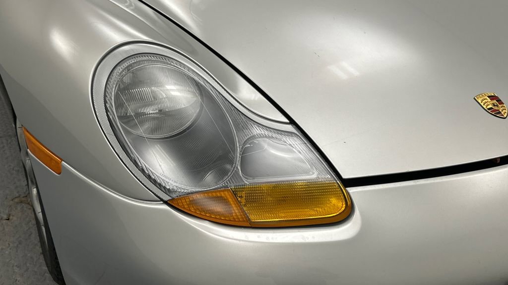 Used 2000 Porsche Boxster image 27