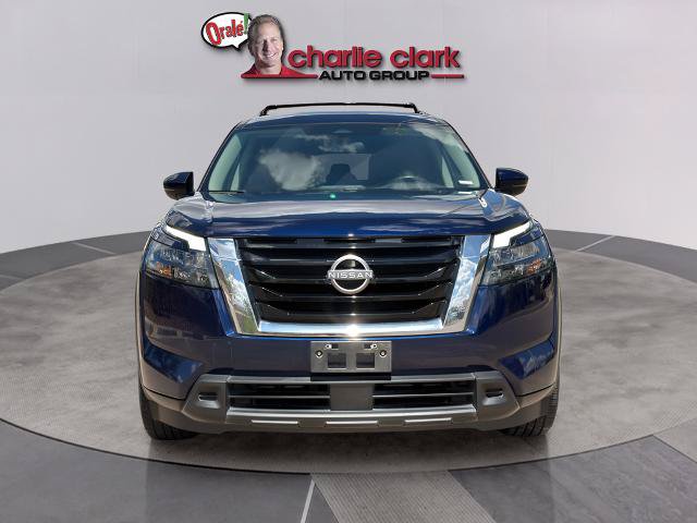 Certified 2023 Nissan Pathfinder SV FWD image 8
