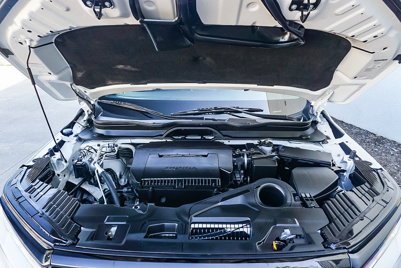 Used 2025 Honda Pilot Sport image 28