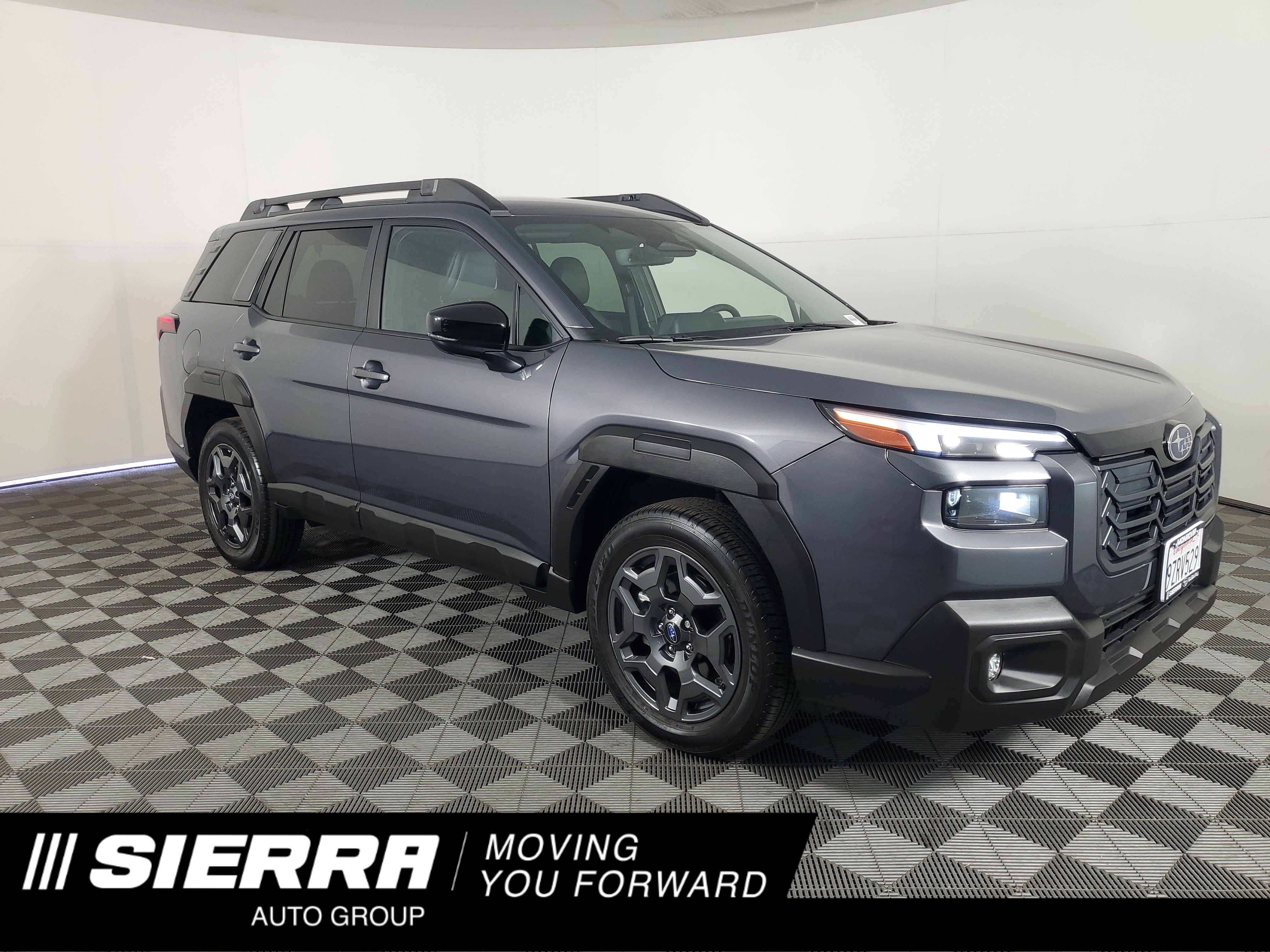 Used 2026 Subaru Outback Premium AWD/4WD image 1