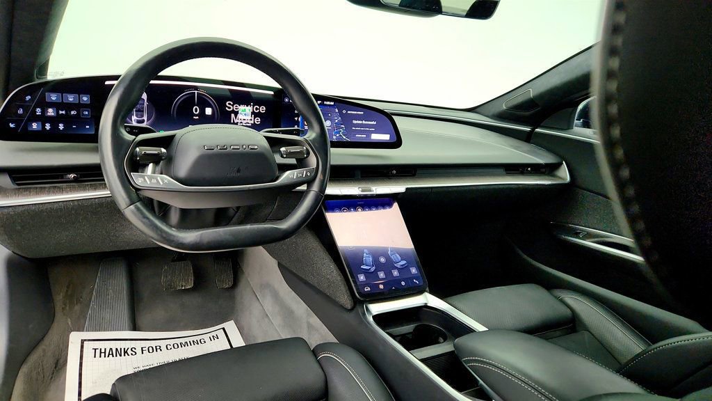 Used 2023 Lucid Air Touring image 12