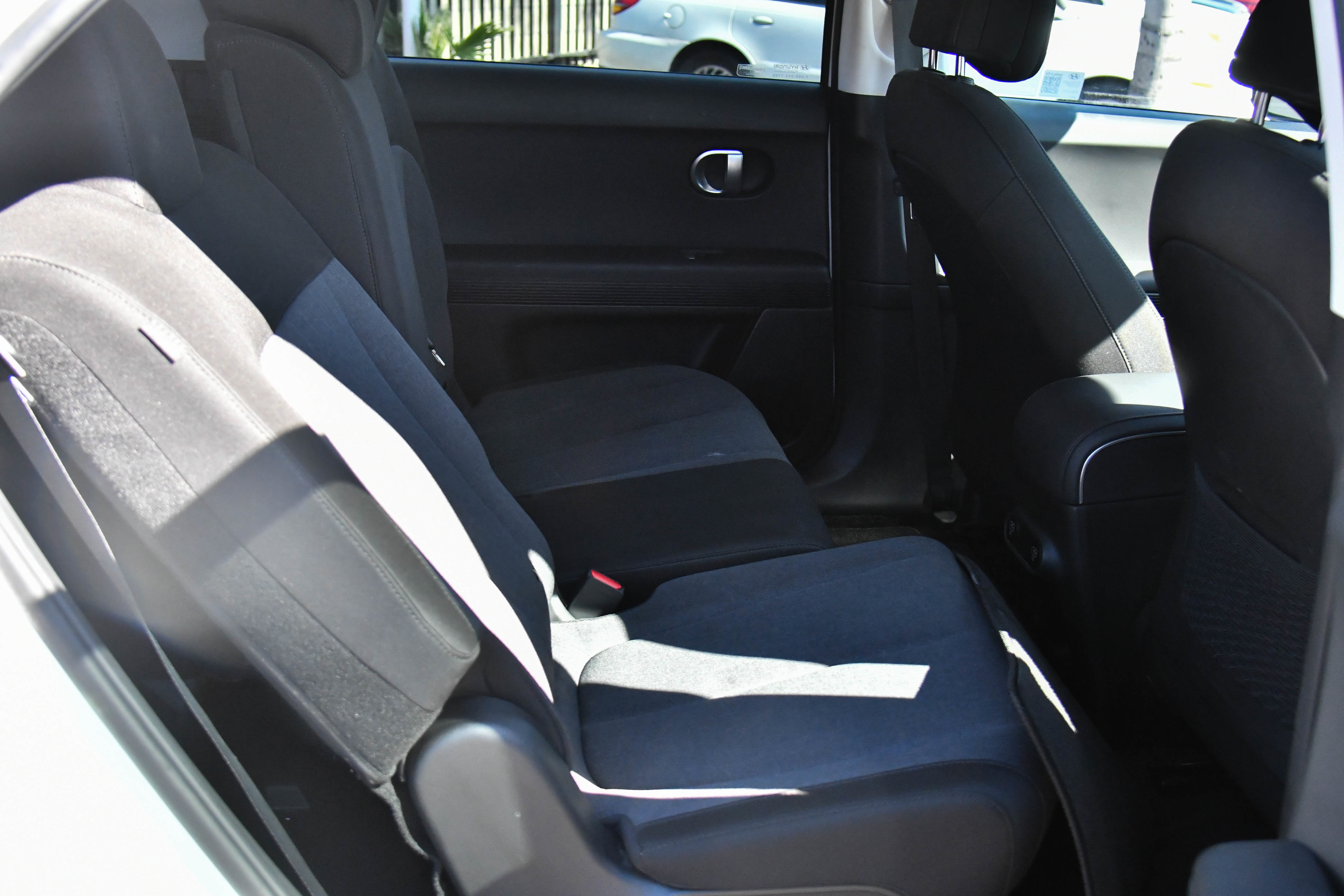 Used 2024 Hyundai Ioniq 5 SE image 44