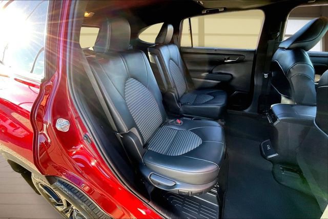 Used 2023 Toyota Highlander XSE image 27