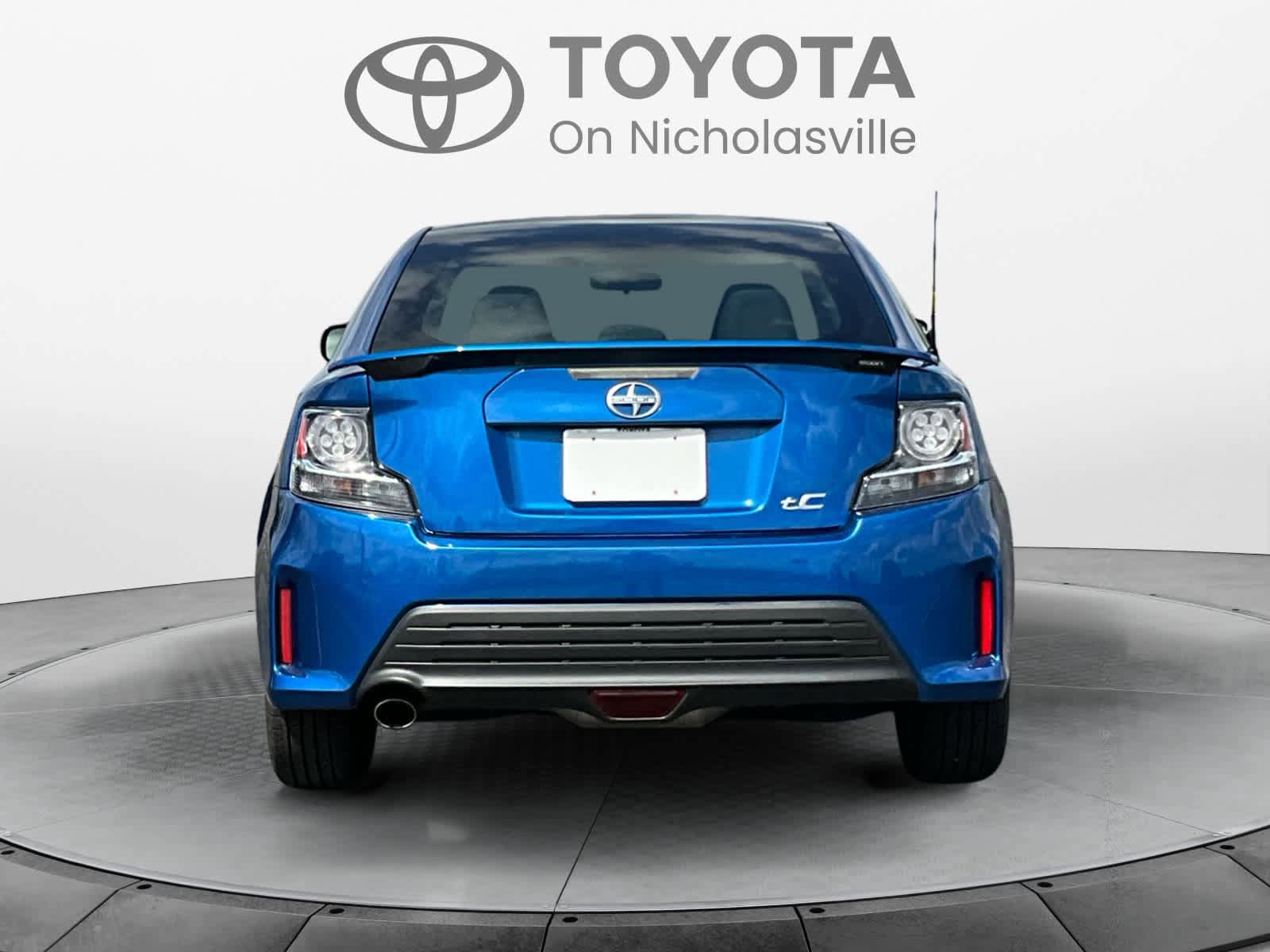 Used 2015 Scion tC FWD image 5