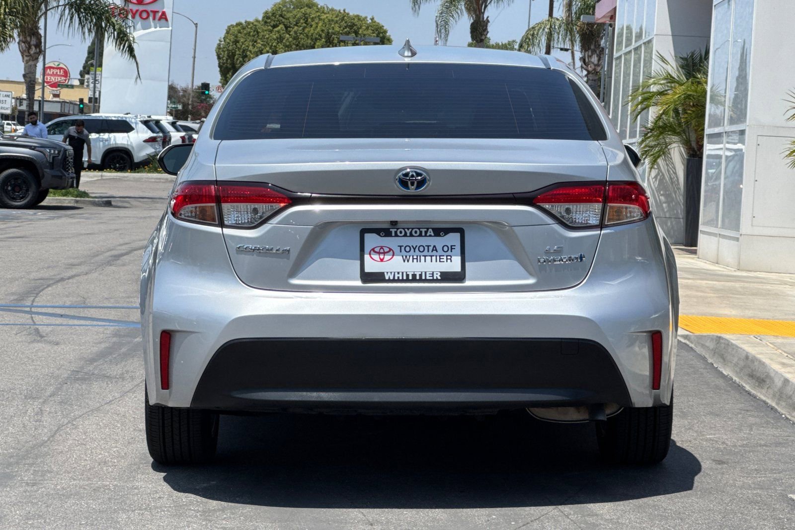 Used 2024 Toyota Corolla LE w/ LE Convenience Package FWD image 6