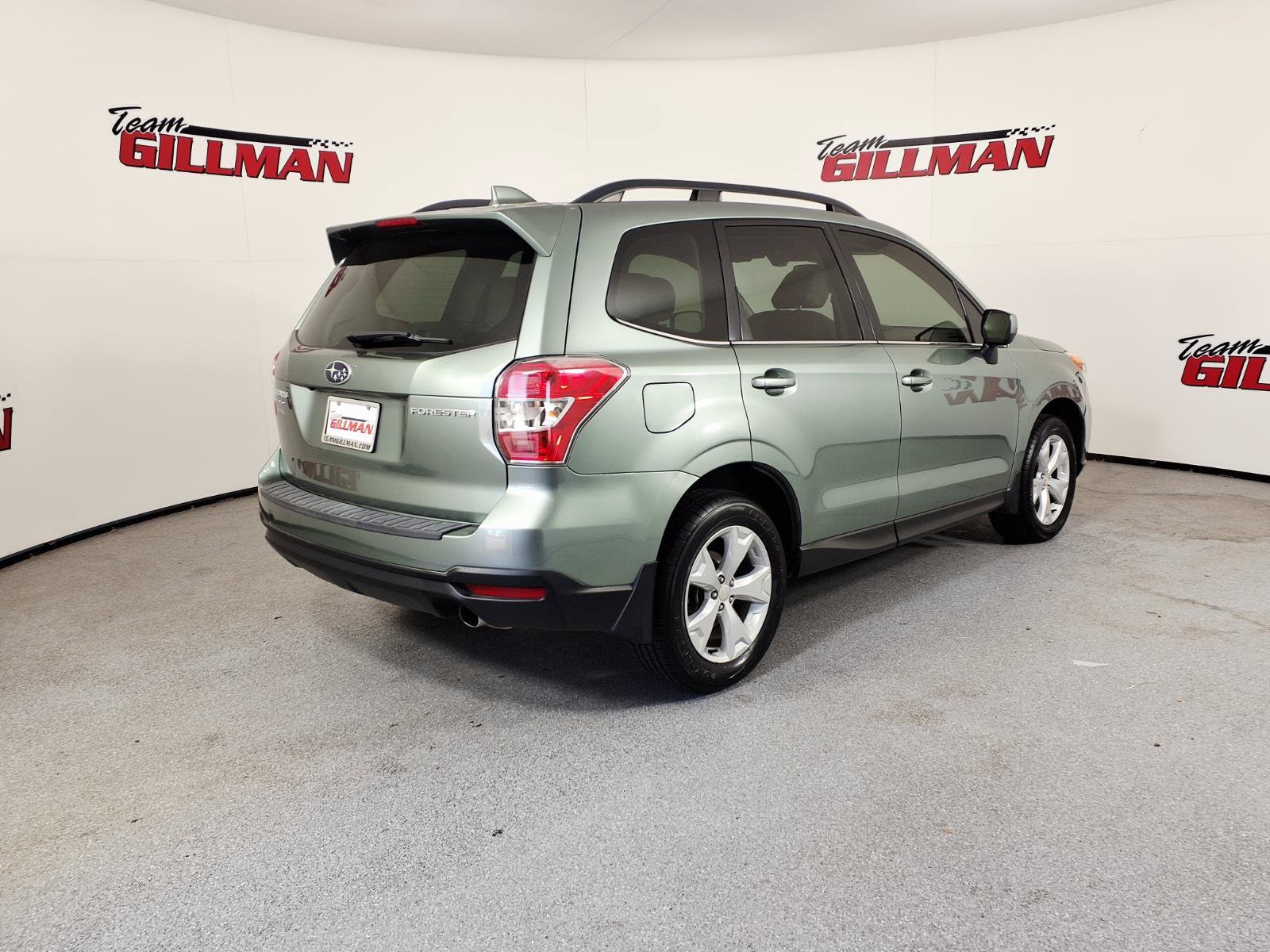 Used 2016 Subaru Forester 2.5i Limited AWD/4WD image 5