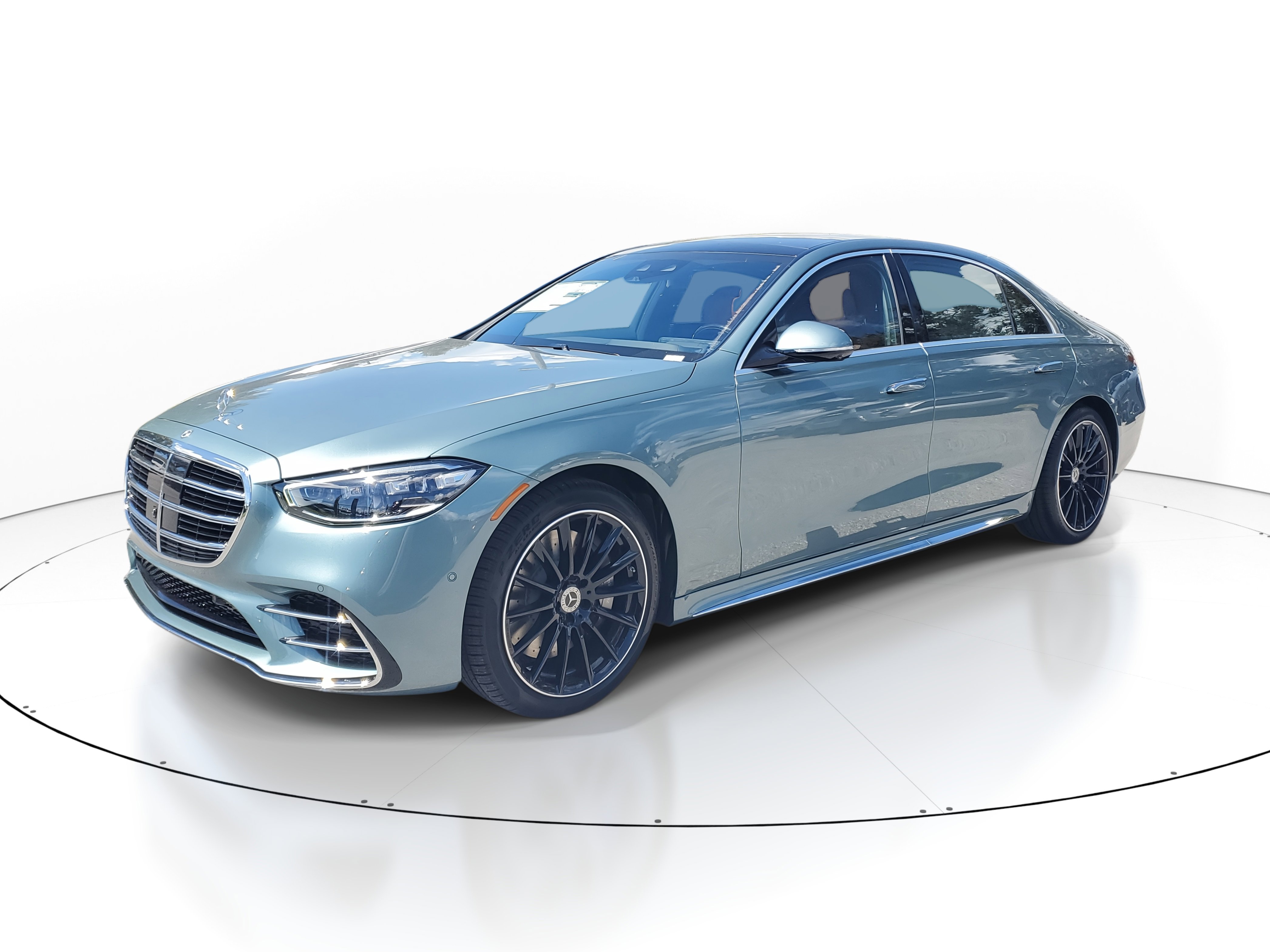 New 2026 Mercedes-Benz S 580 4MATIC Sedan image 2