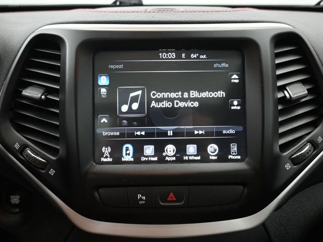 Used 2017 Jeep Cherokee Trailhawk w/ Comfort/Convenience Group image 15