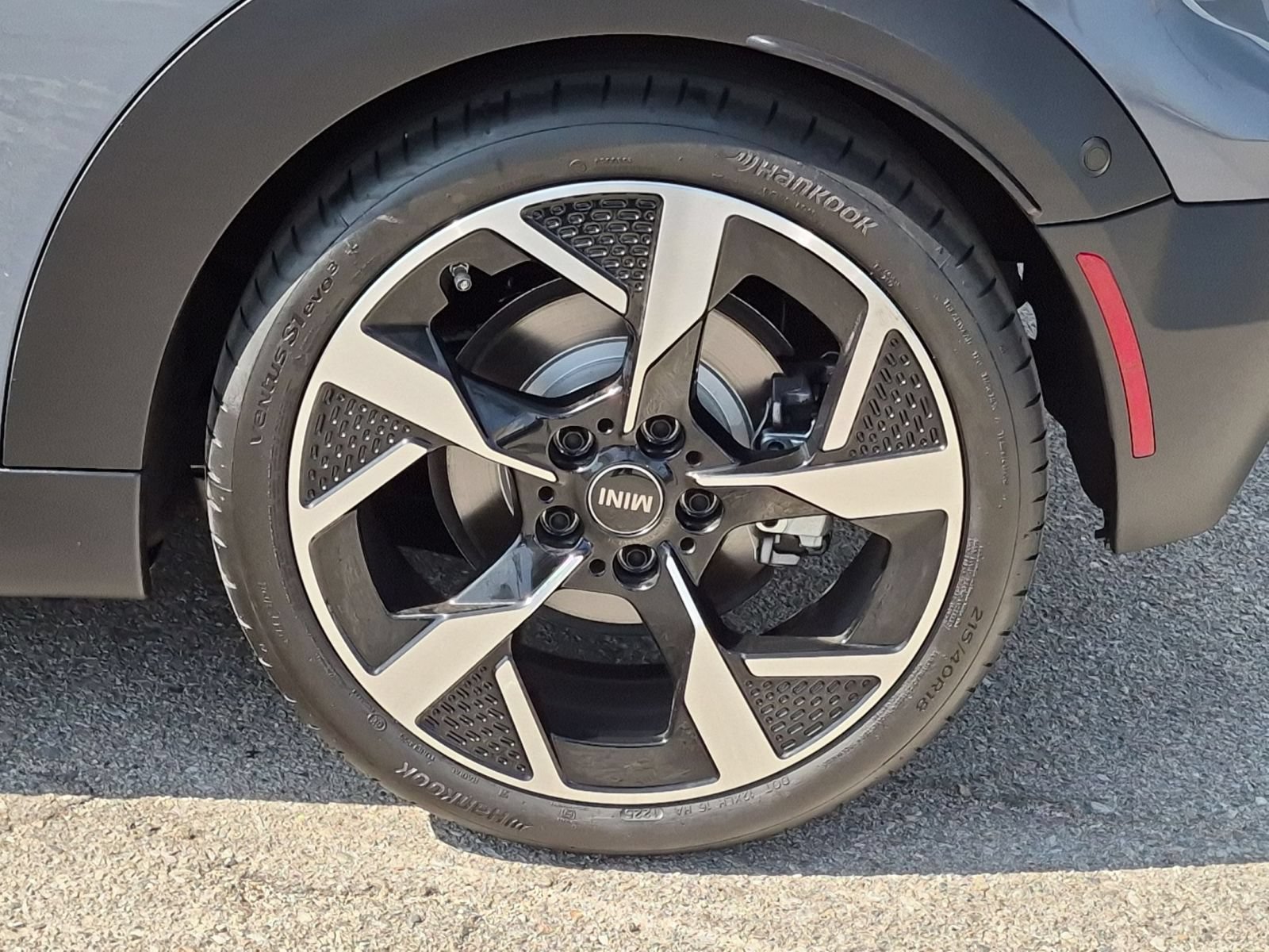 Used 2025 MINI Cooper S FWD image 9
