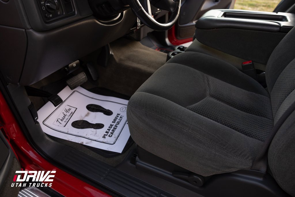 Used 2004 Chevrolet Silverado 2500 LS w/ Skid Plate Package image 22