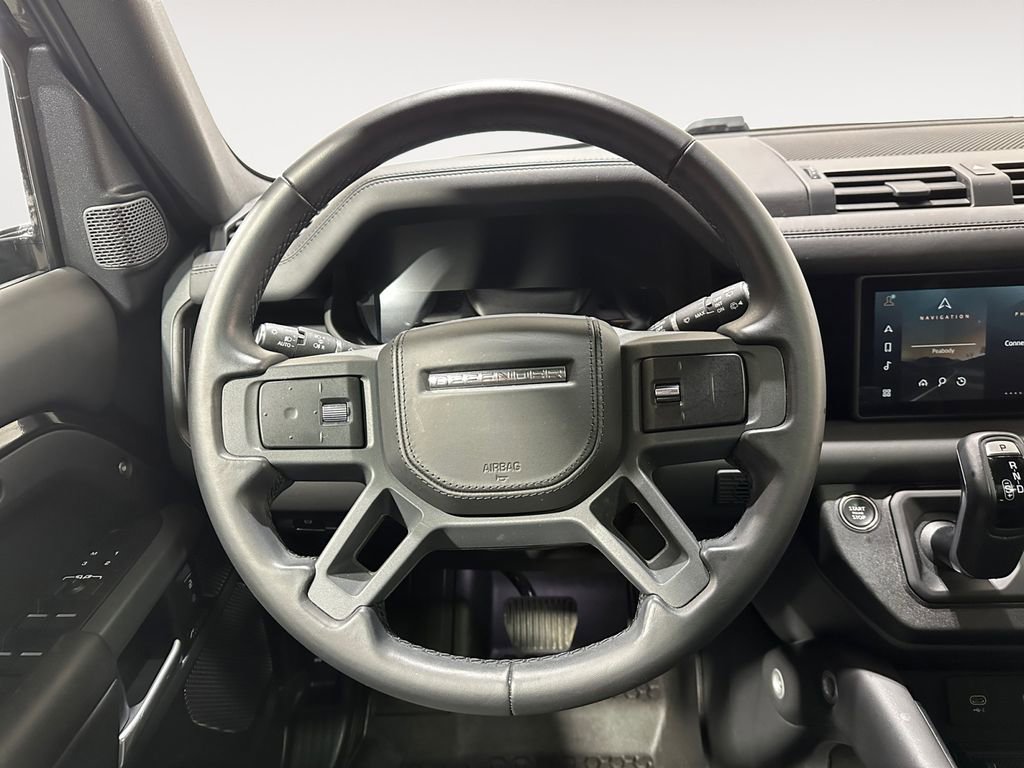 Used 2024 Land Rover Defender 110 X-Dynamic SE image 12