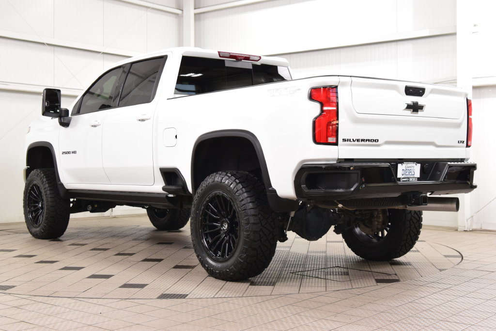 Used 2025 Chevrolet Silverado 2500 LTZ w/ Trail Boss Package AWD/4WD image 5
