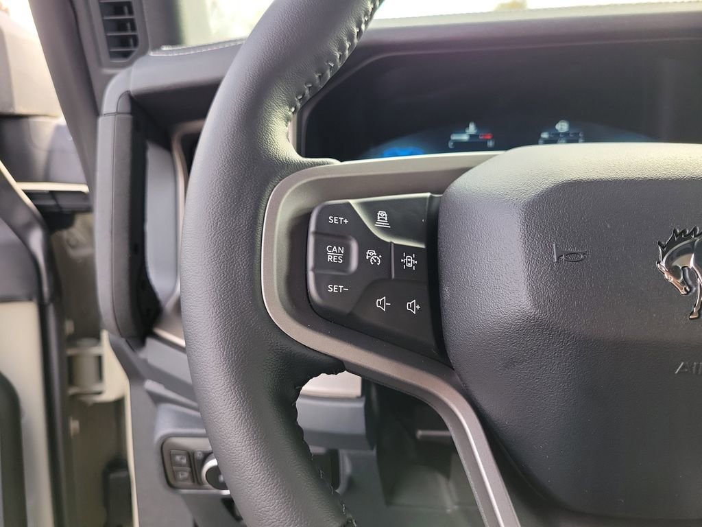 New 2025 Ford Bronco Outer Banks w/ Sasquatch Package image 23