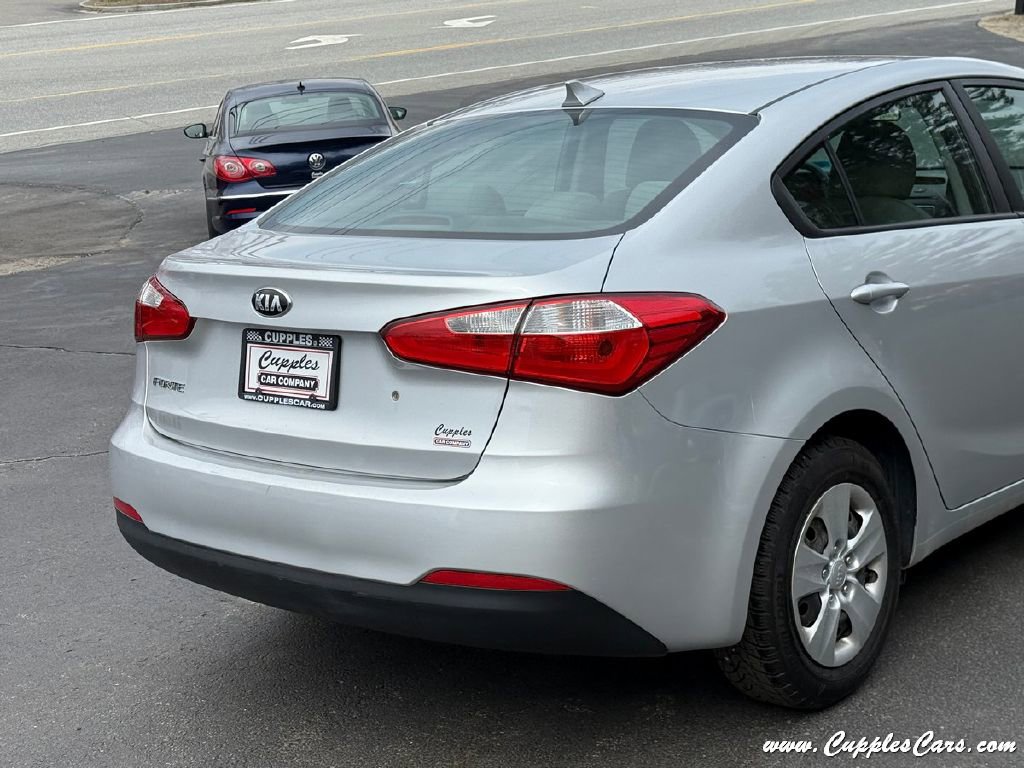 Used 2015 Kia Forte LX image 39